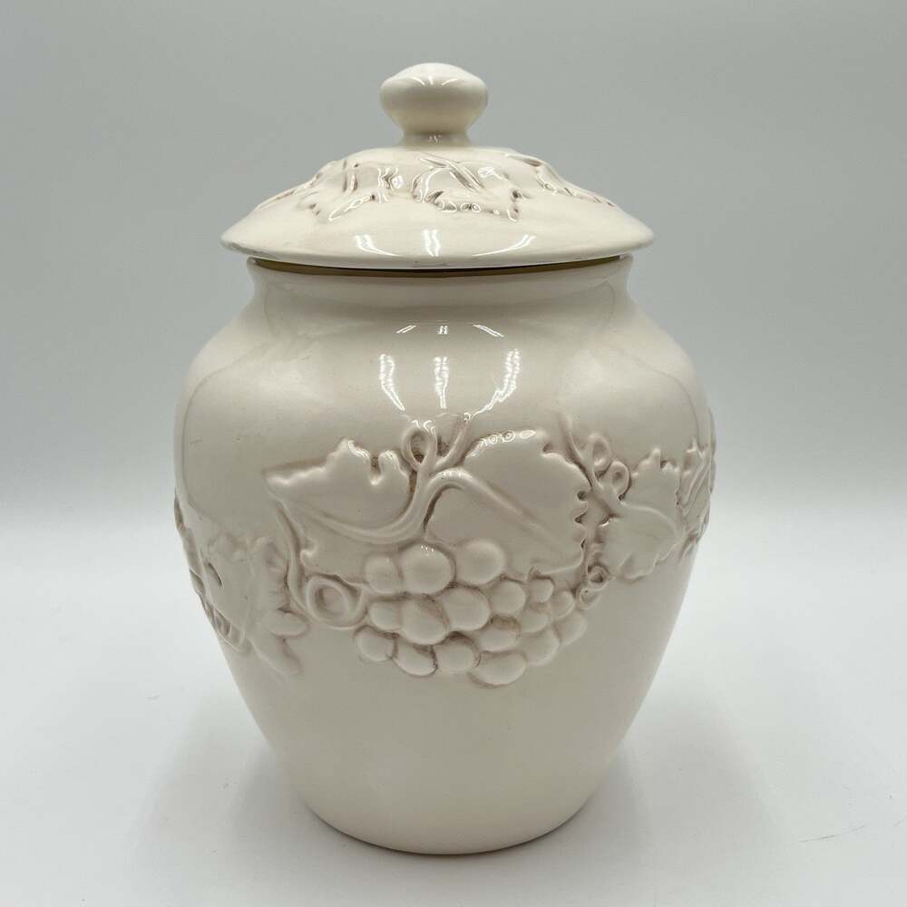 Seattle Inspirado Stonelite Antique White Cookie Jar Grapes/Vine Design